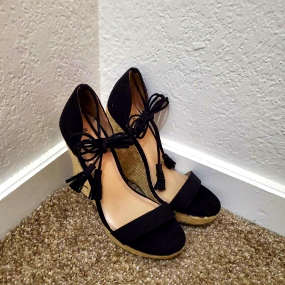 Platform heel espadrilles